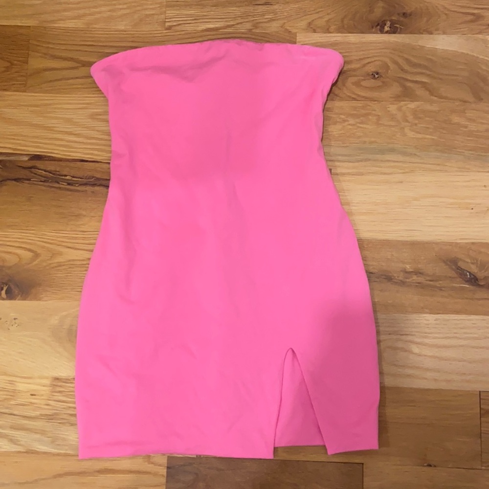 Cotton Hot pink tube dress with small slit